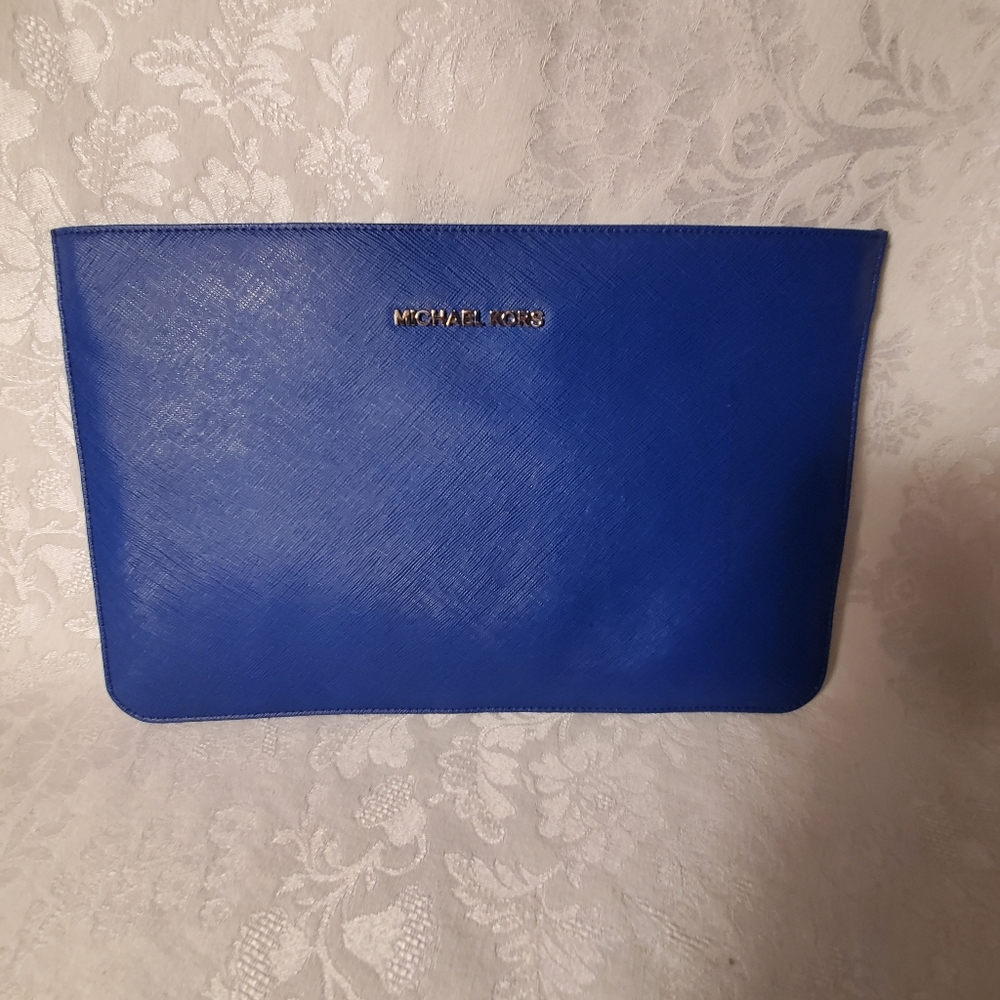 Michael Kors Blue Jet Set 💙 Clutch
